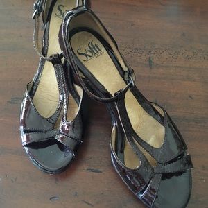 Sofft Chocolate Brown Patent Leather Pumps